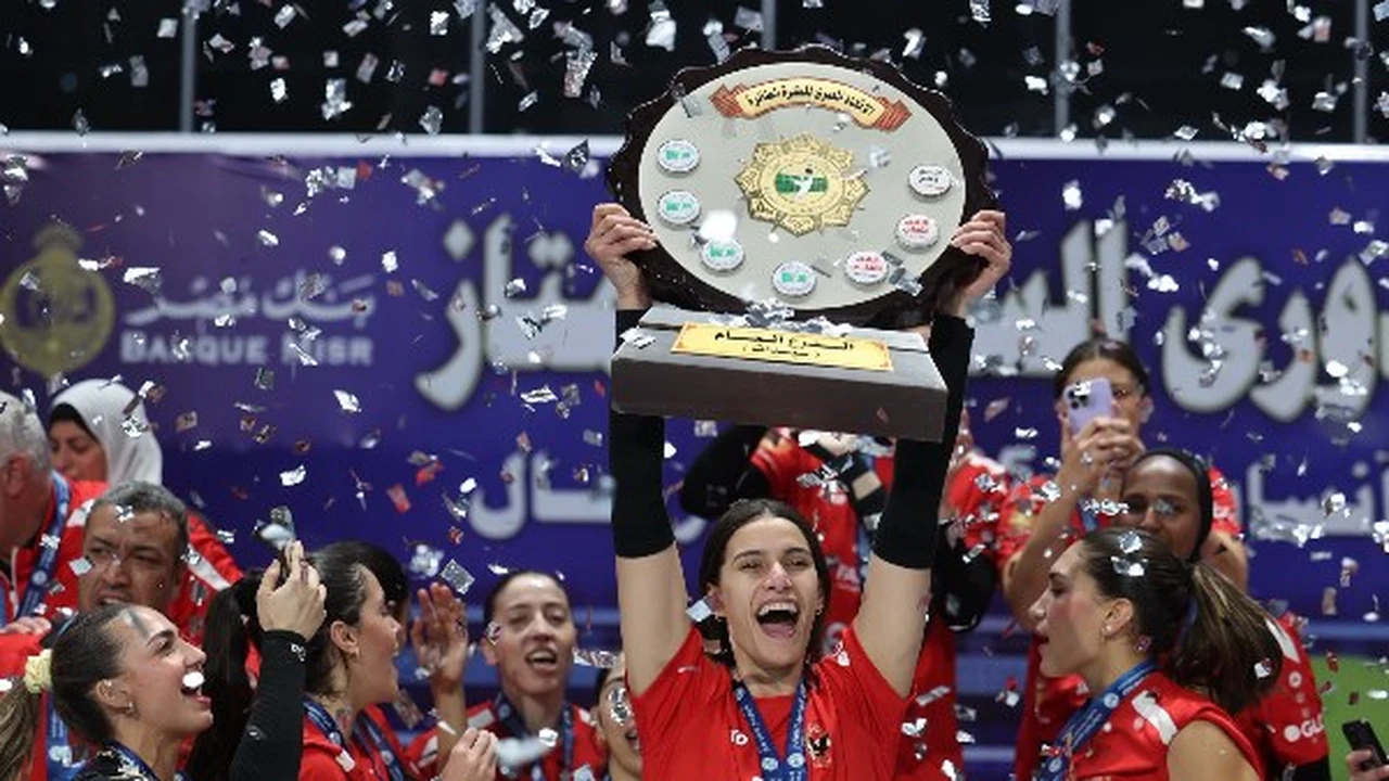 هيمنة لا تكسر.. سيدات الأهلي يكتبن التاريخ بـ42 بطولة والرباعية الكاملة في الكرة الطائرة